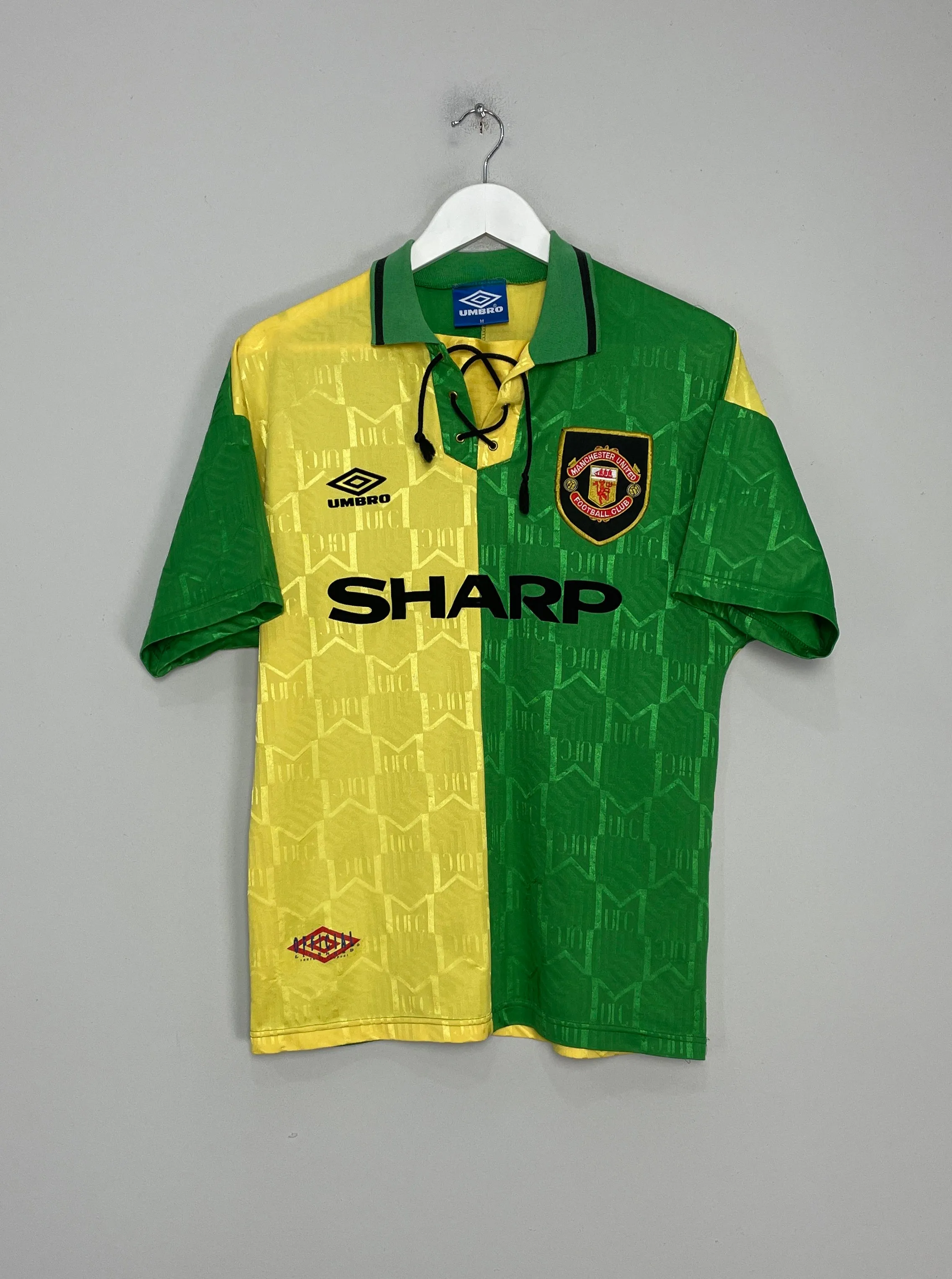 1992/94 MANCHESTER UNITED CANTONA #7 AWAY SHIRT (M) UMBRO