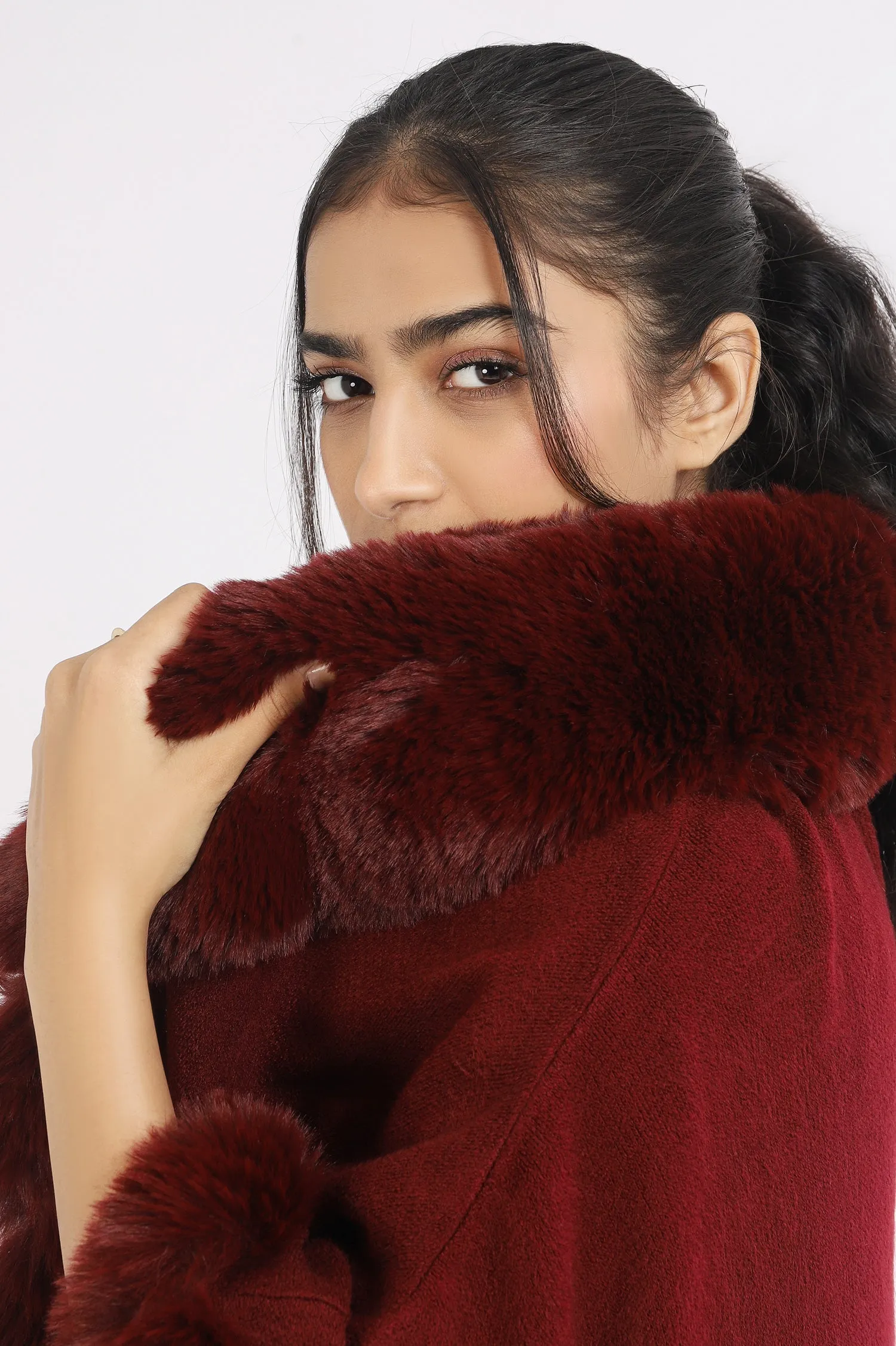 FUR CAPE-WINE