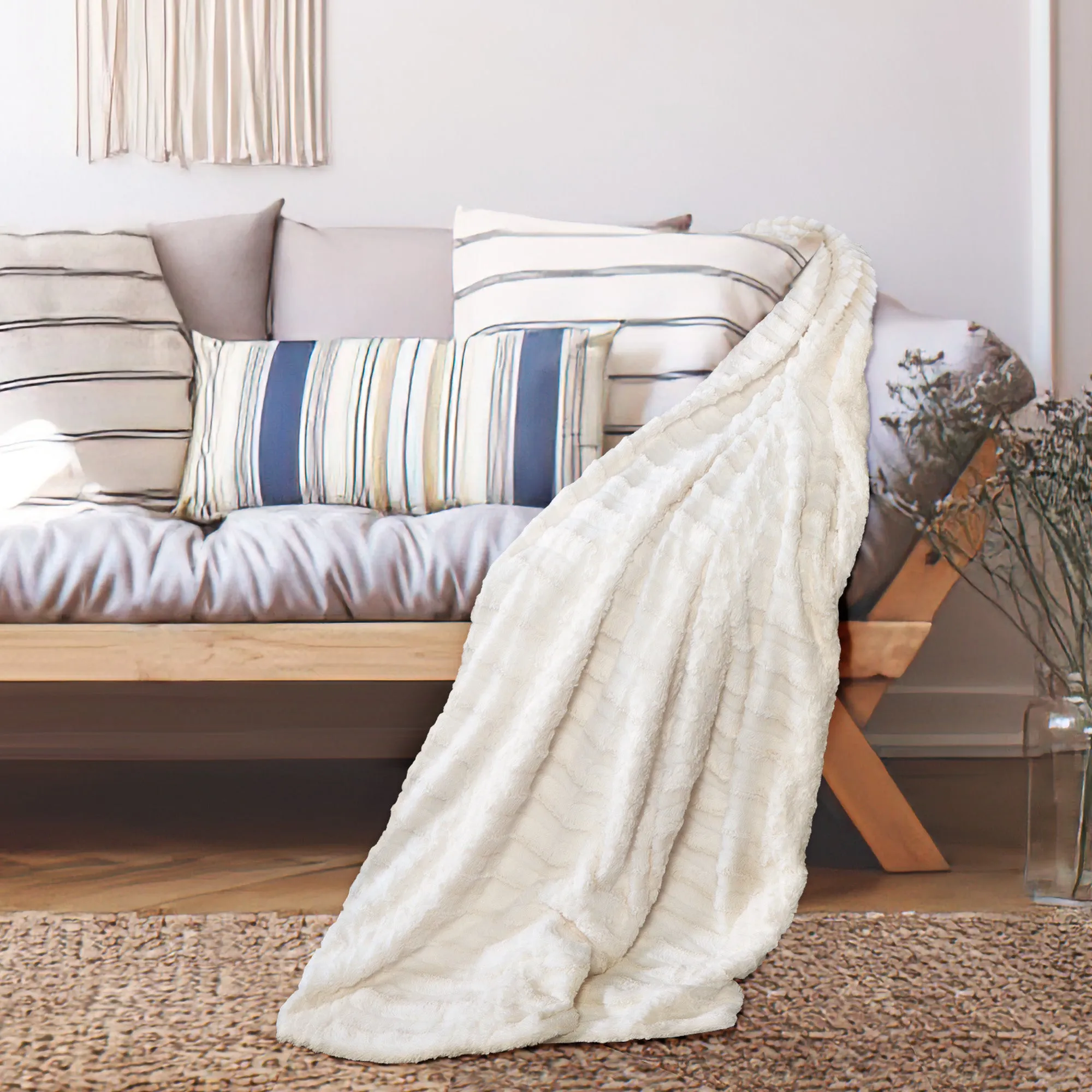 LUXURIOUS CREAM TEXTURED THROW BLANKET | Soft Snuggly Pale Ivory Cream Blanket | Luxury Bed Throw | Large Size 55" x 70"