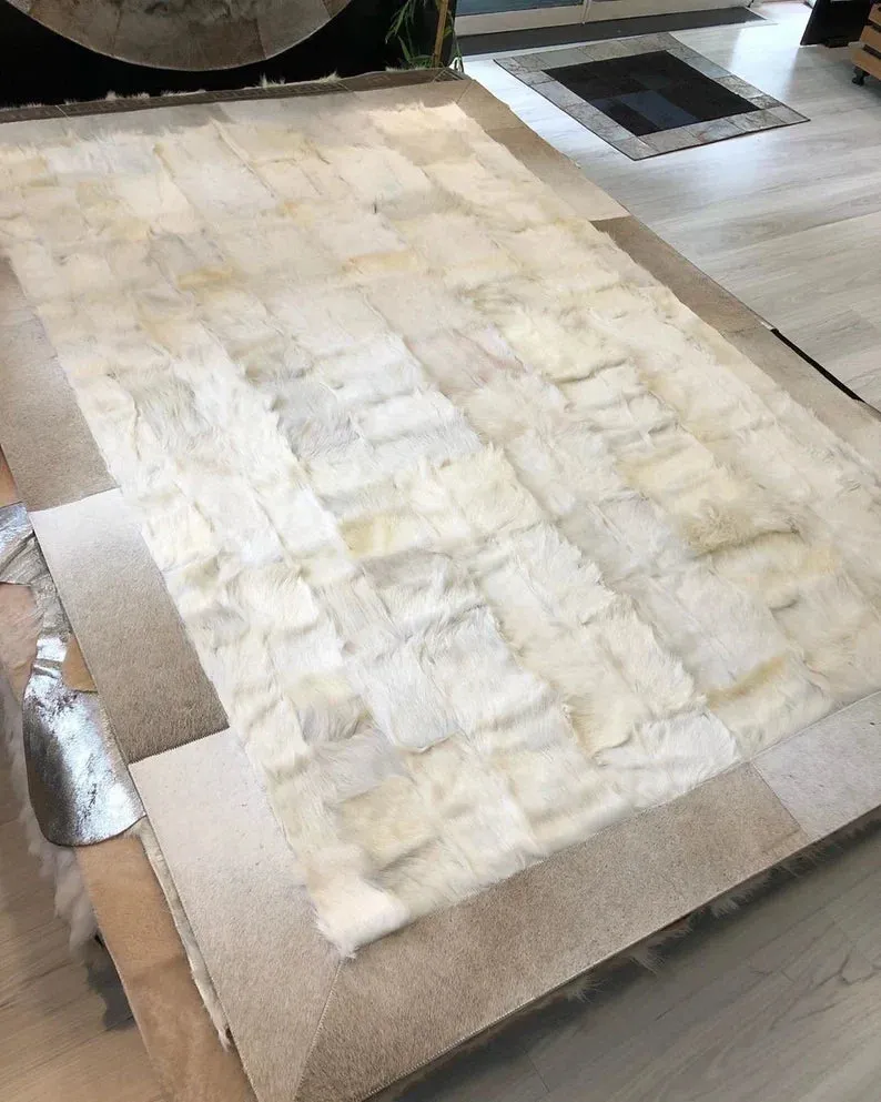 Luxury Handmade Fluffy White Goatskin Living Room Rug , Elegant Rug