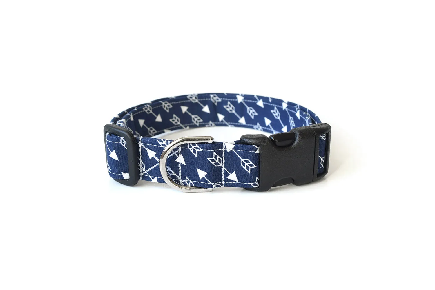Navy Blue & White Arrows Dog Collar