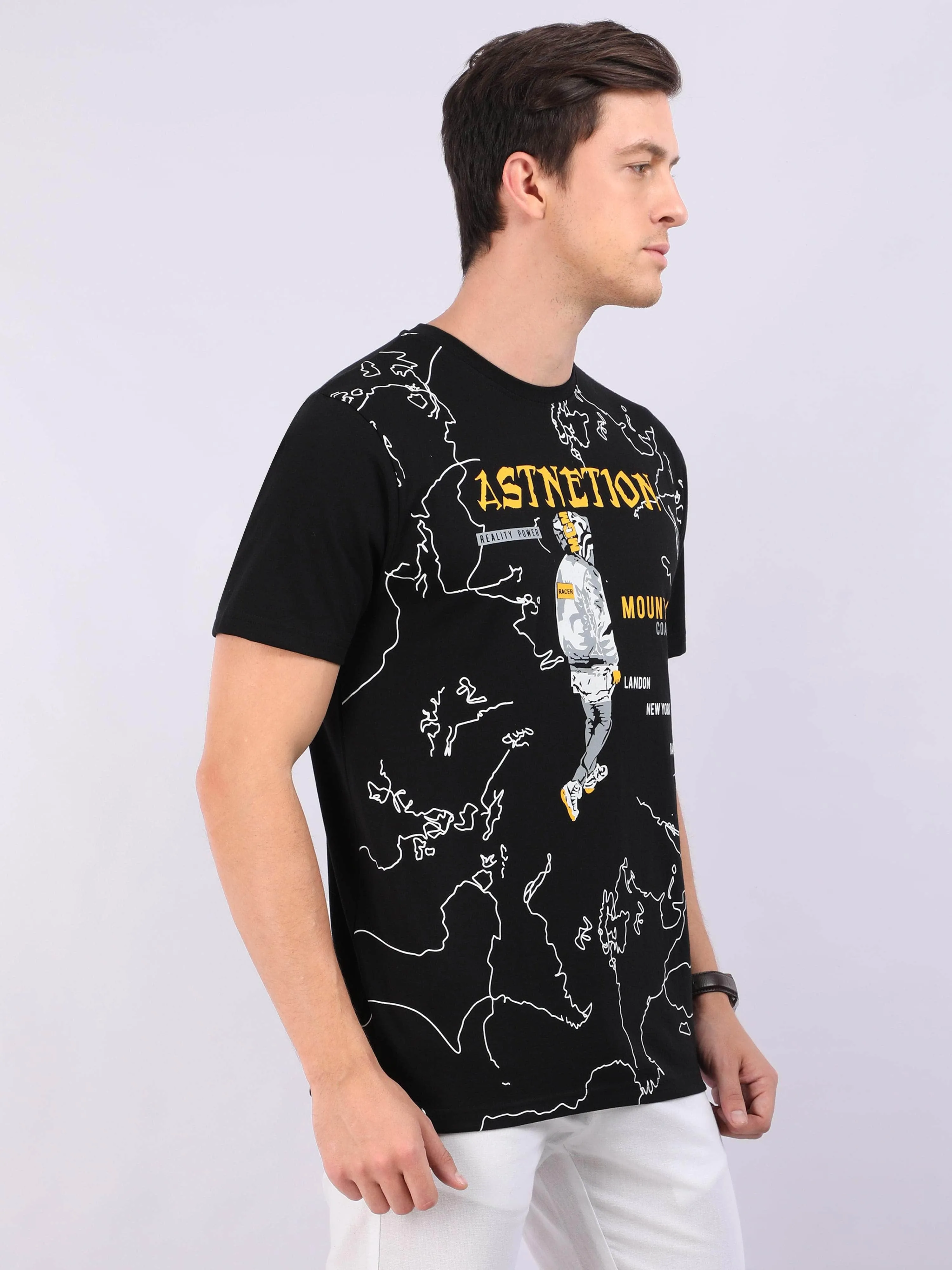REDpockets Round Neck Black Cotton Graphic Print T-Shirt For Men