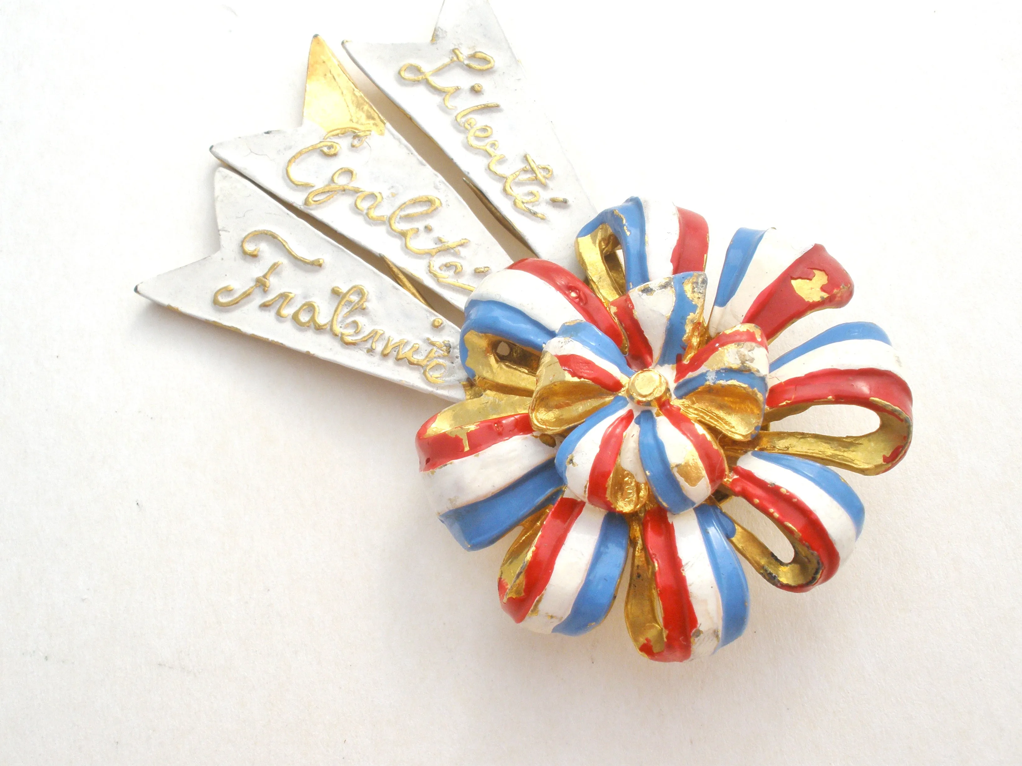 Silson French Cockade Enamel Fur Clip Vintage