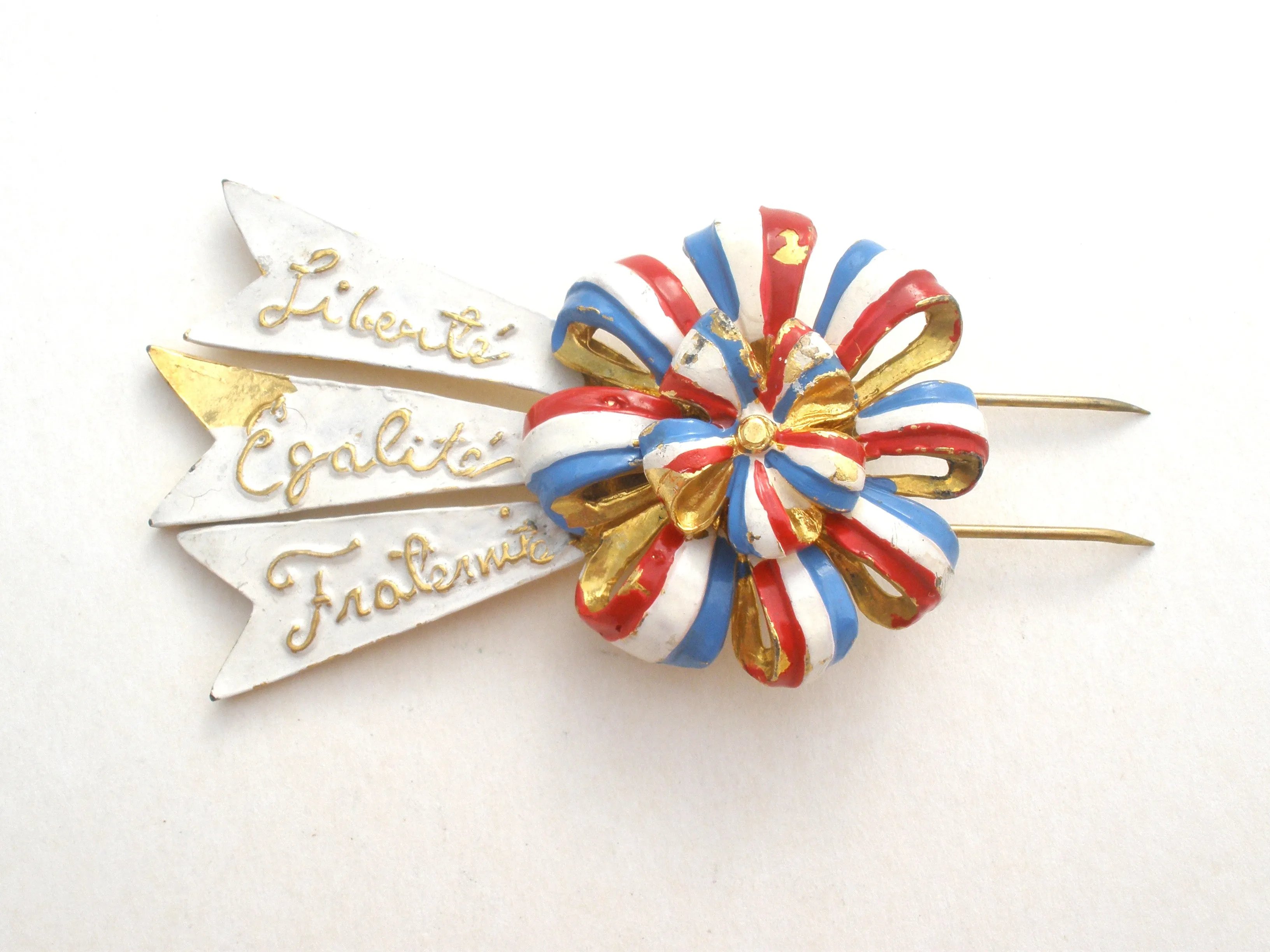 Silson French Cockade Enamel Fur Clip Vintage
