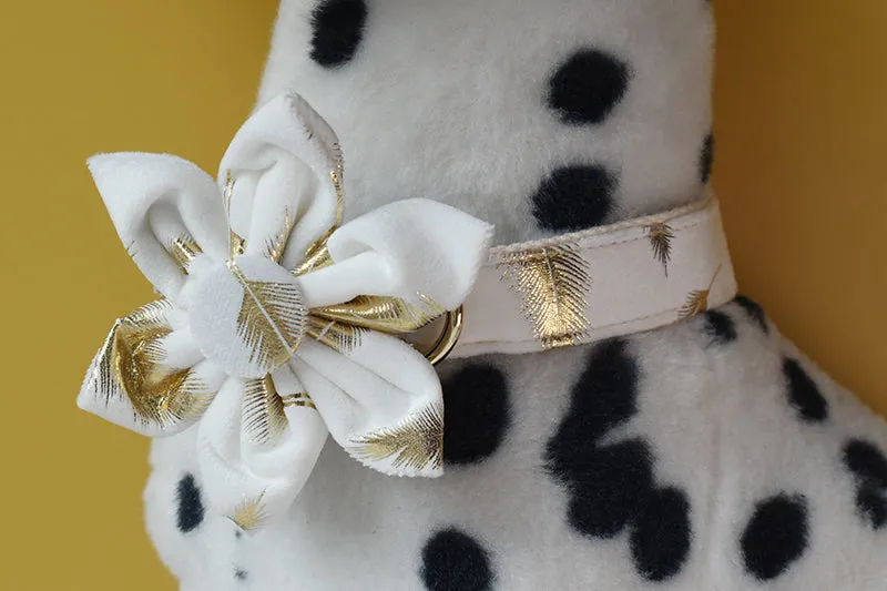 Sparkling White:  Personalized Pet Flower Collar And Leash