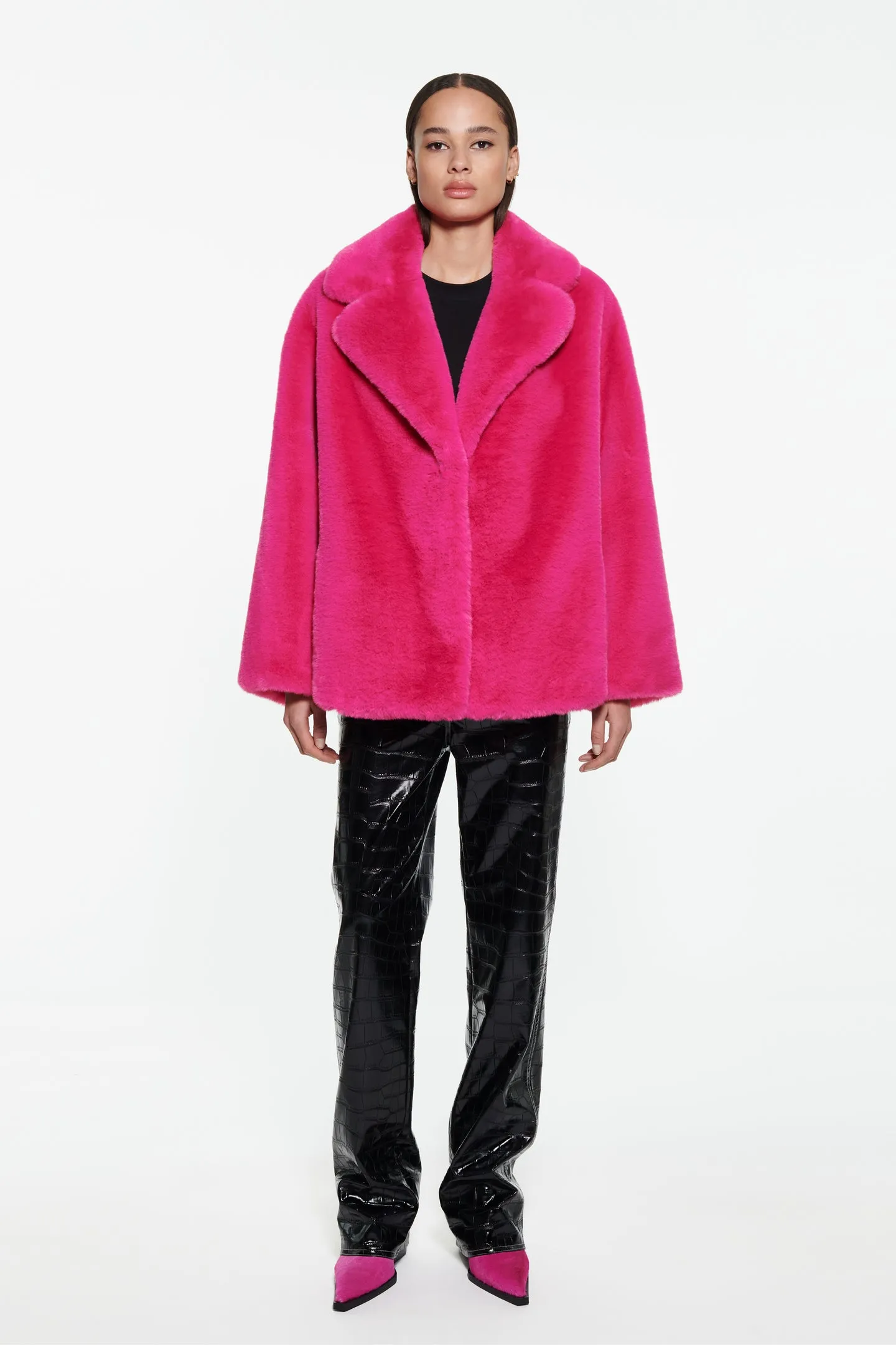 Stand Studio - Savannah Jacket: Fuchsia