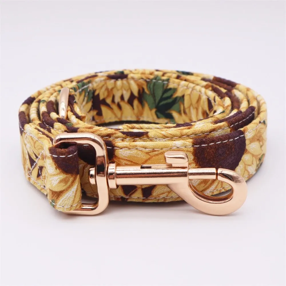 Sunflower Dog Collar Bow Tie , Metal Buckle. Personalized Pet Accessories for your pets.
