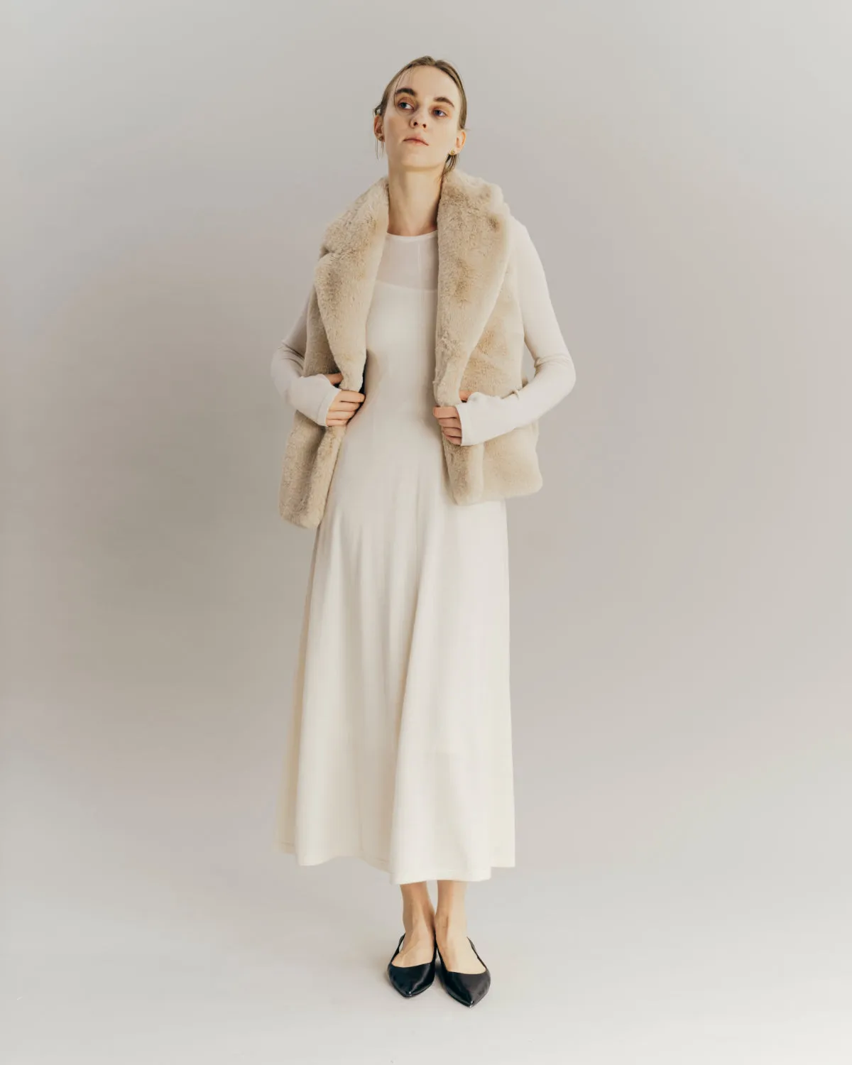 Tailored collar Fur vest