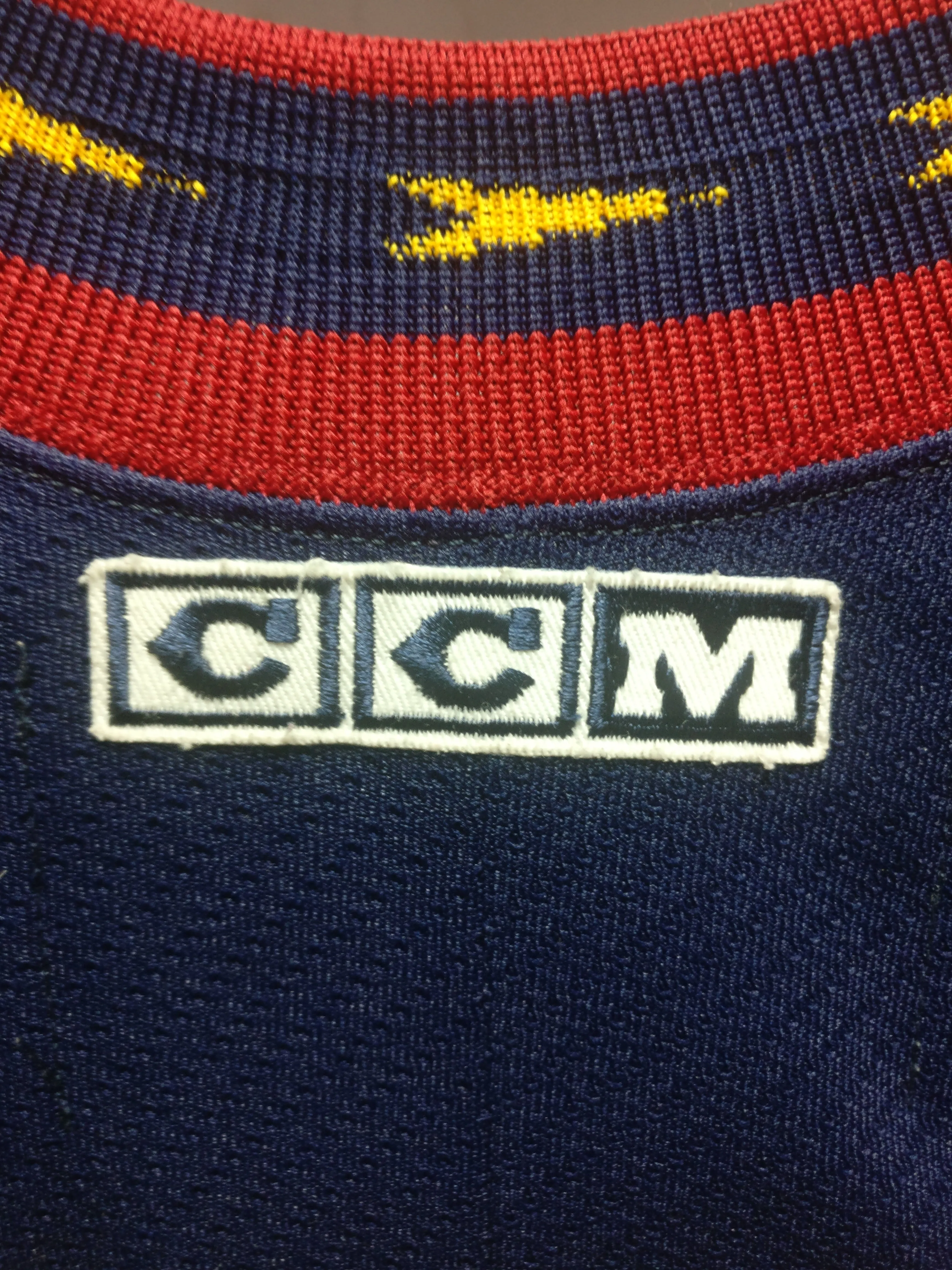 Vintage ATLANTA THRASHERS NHL CCM Jersey YS/YM (Rare)