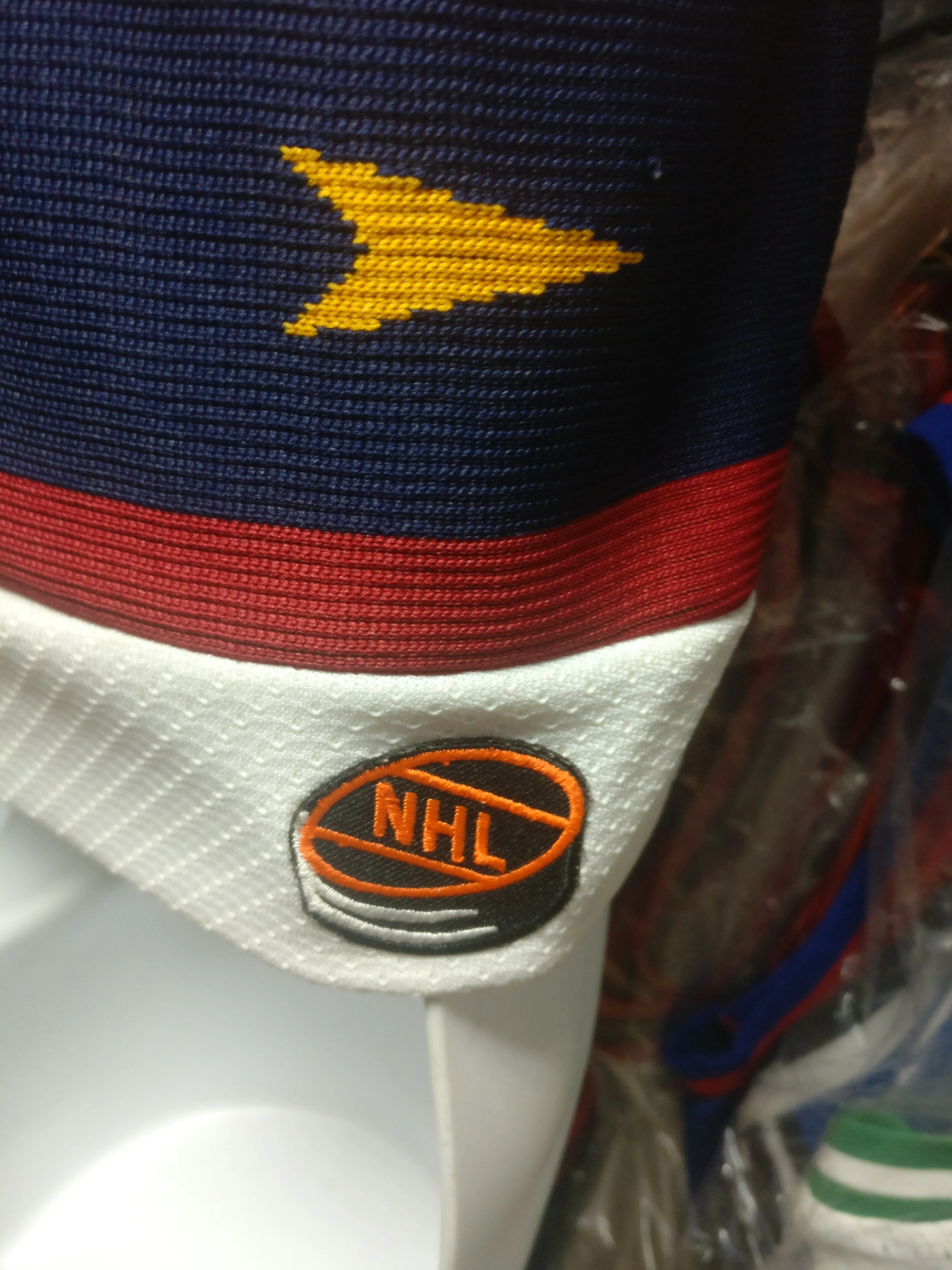 Vintage ATLANTA THRASHERS NHL CCM Jersey YS/YM (Rare)